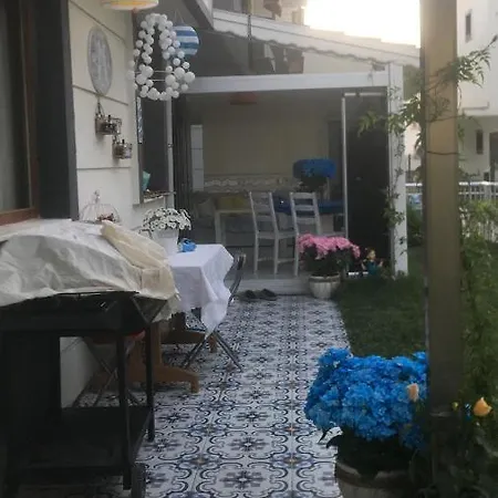 Villa De Denize Yakin Tripleks 1