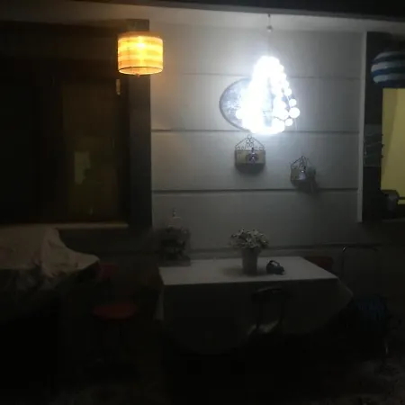 De Denize Yakin Tripleks 1 Villa